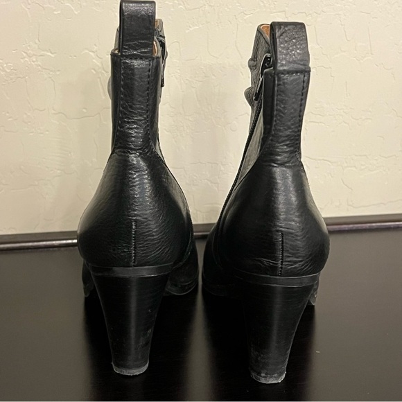Söfft Toby black leather booties 3” heel comfortable zipper size 7.5 US - Picture 5 of 16